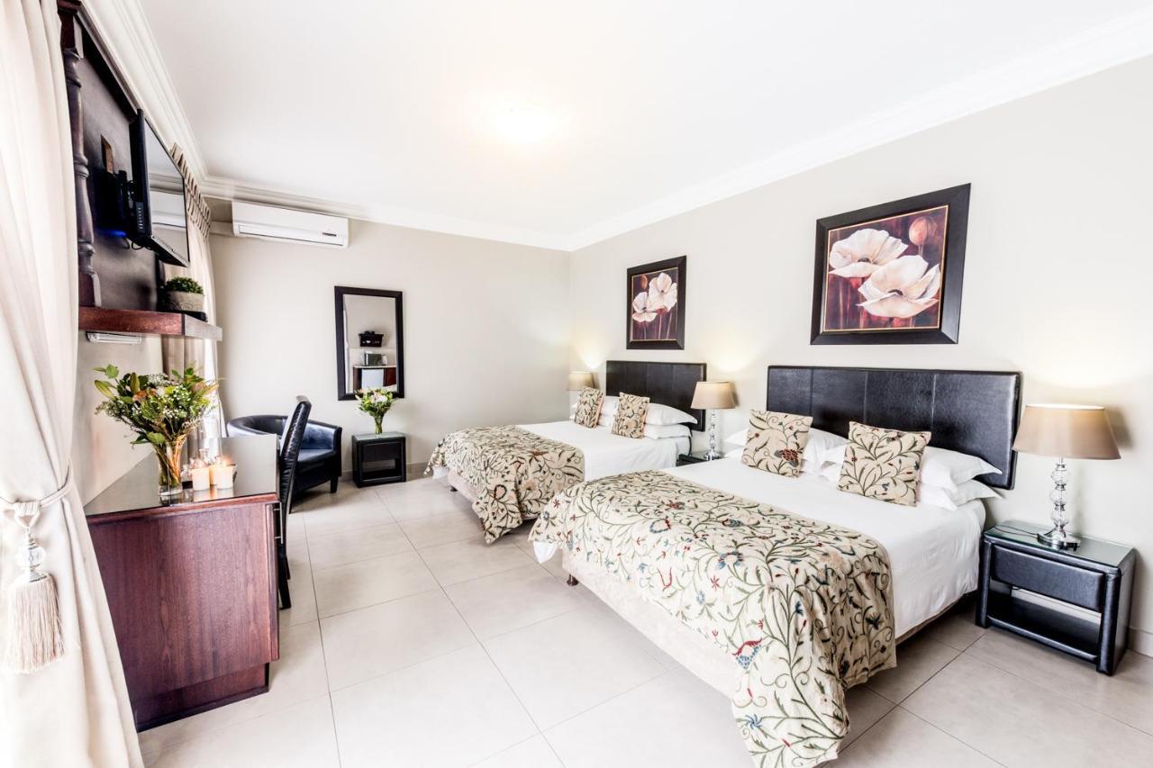 Adato Guesthouse Потчефструм Екстериор снимка
