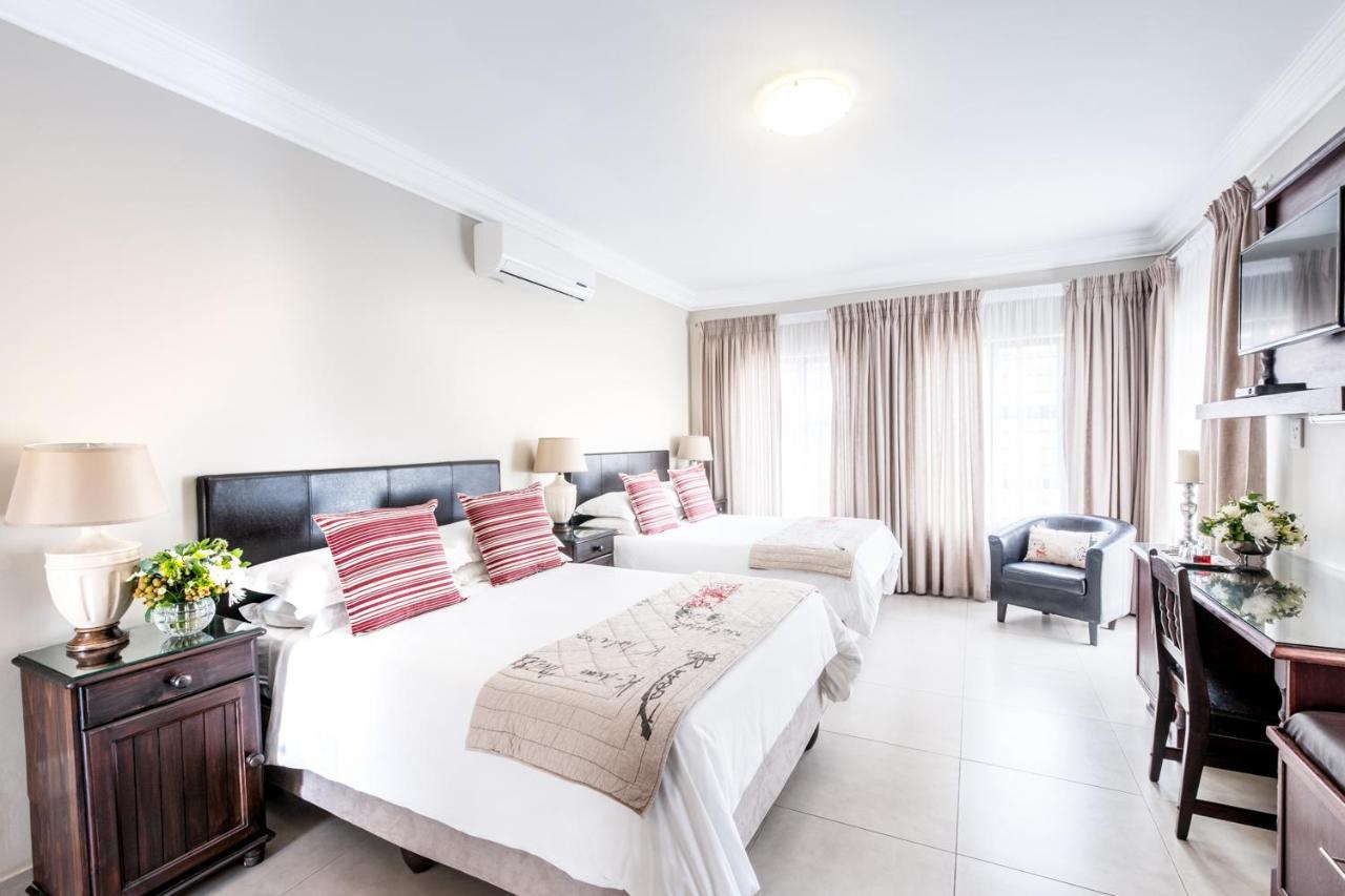 Adato Guesthouse Потчефструм Екстериор снимка
